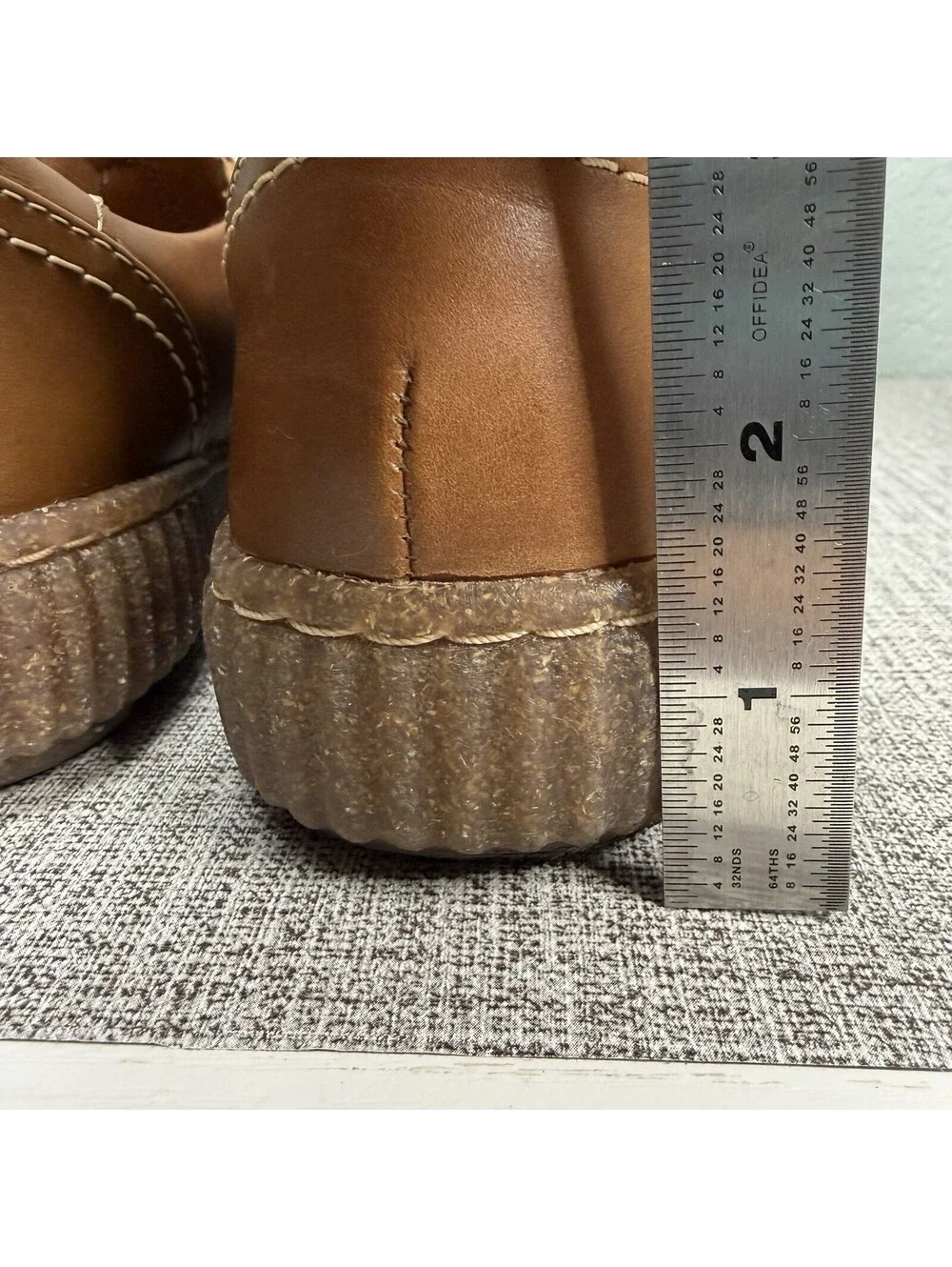 Clarks Shoes Women's Size 6.5M Brown Tan Leather Caroline Pearl Slip-Ons